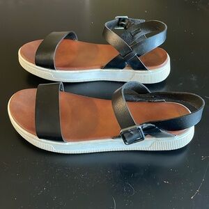 MIA Platform Sandals